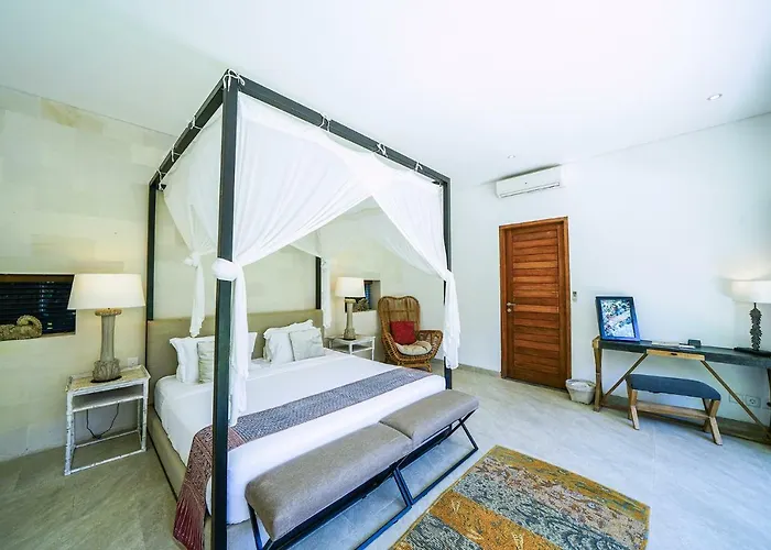 Abaca Villa *